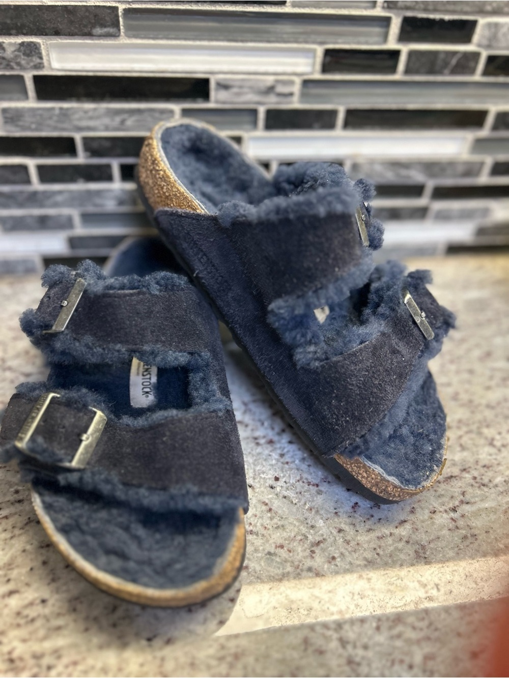 Birkenstock Womens Navy Fuzzy Arizona Sandals size 5 (36)